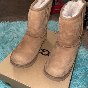 Ugg’s Boots Kids 3